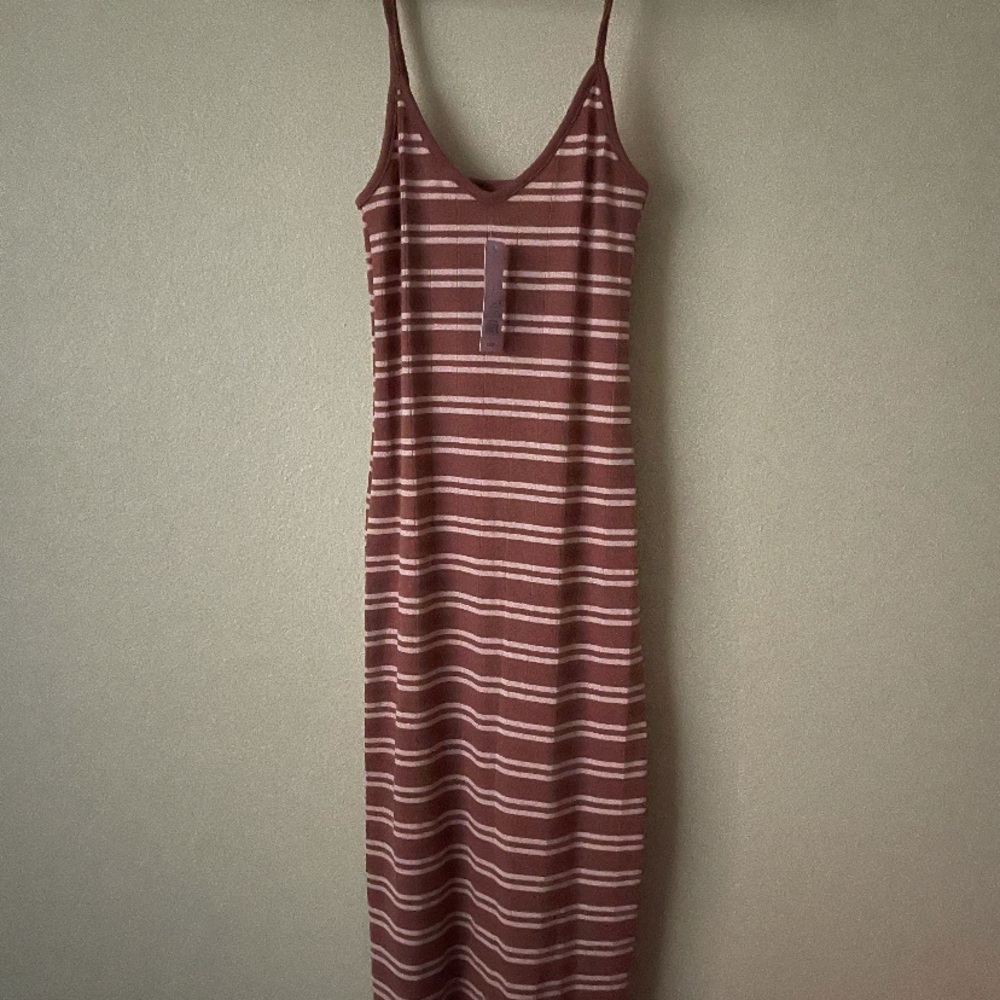 Midi back slit dress